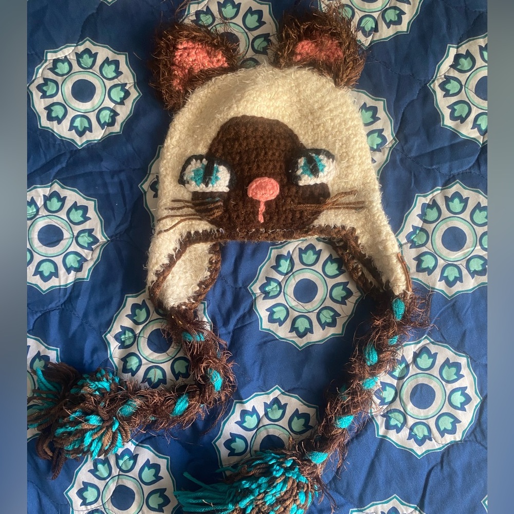 Kitty beanie